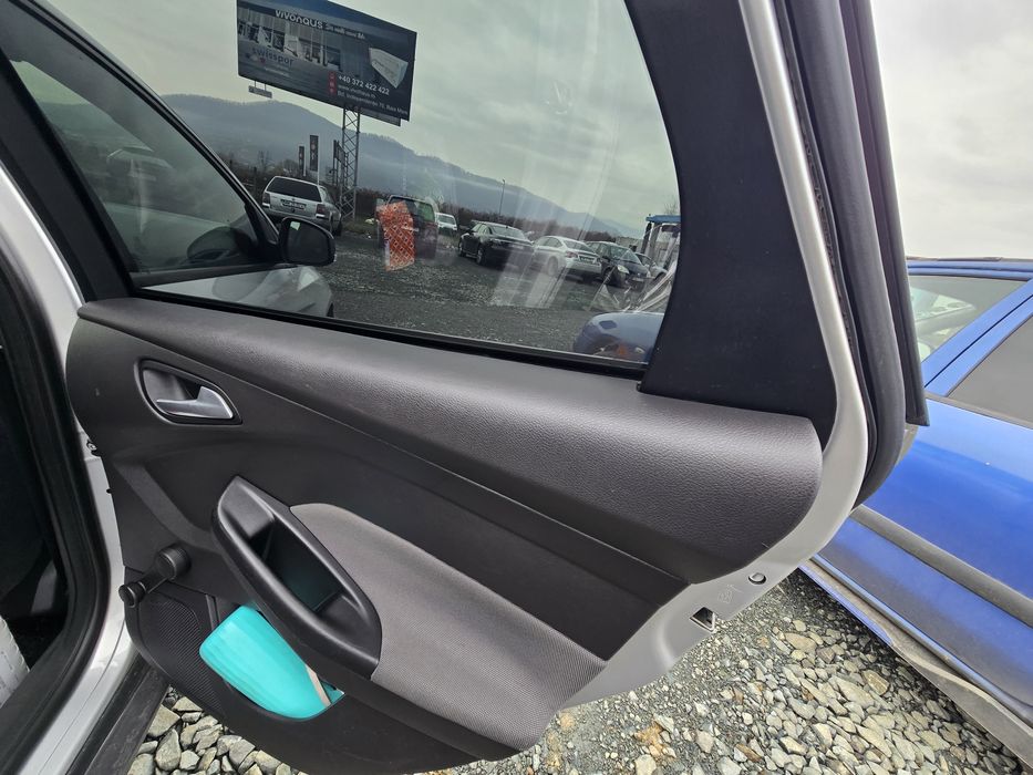 Vând ford focus mk3 2014.2.0 140cp