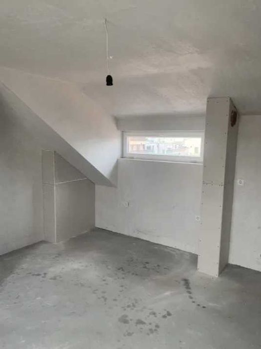 Продава се Двустаен апартамент в Пловдив, Кючук Париж - 80 кв.м за 686 €/кв.м - Снимка #3