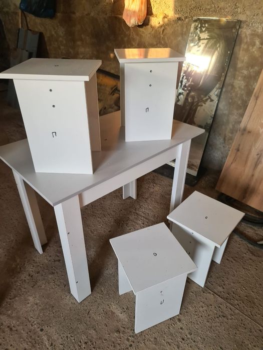 Стол новый доставка есть