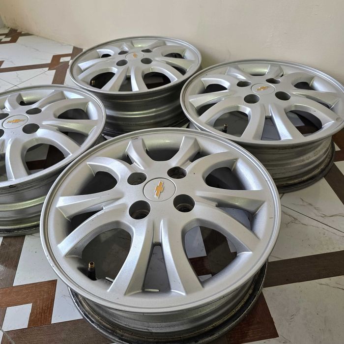 Chevrolet Lacetti/Spark/Gentra uchun R14 4×114 saka disklar komplekt