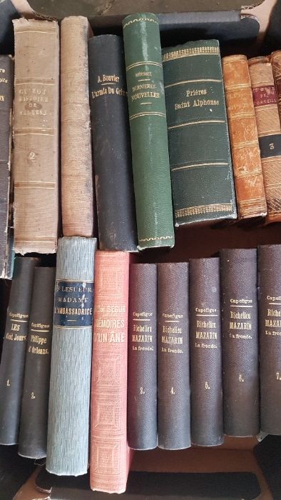 Френски антикварни книги/поредици от 18-ти, 19-ти век, всяка 10-20 лв.
