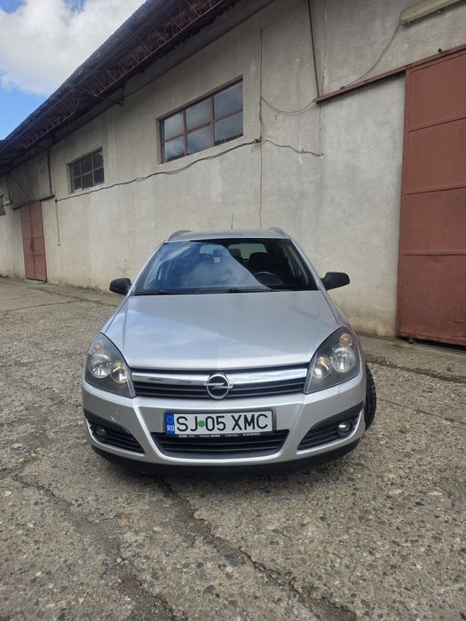 Vând Opel Astra 1.9