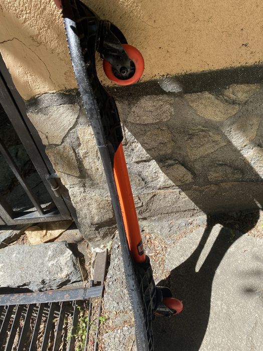 Продавам качествен уейвборд Oxelo – За любителите на карането!