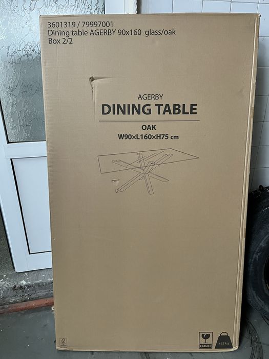 Стъклен плот за трапезна маса