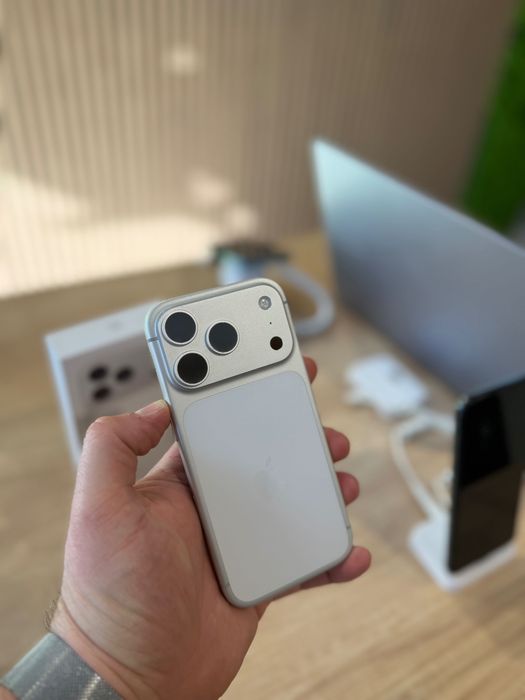 **ATSGSM.RO**IPHONE 17 PRO 256Gb SILVER/Baterie100%/Fact+Gar 12 luni