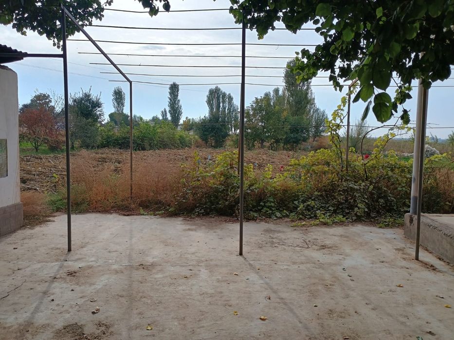 5 Хонали Ховли уй сотилади