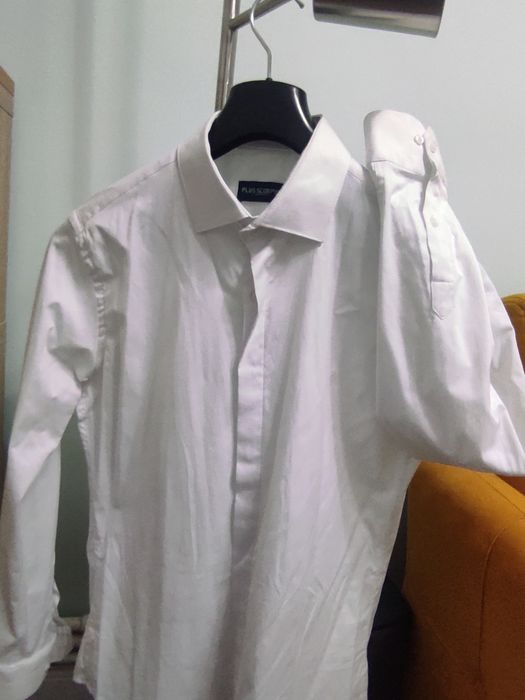 Cămașă bărbătească 

Culoare - roz pal
Material -