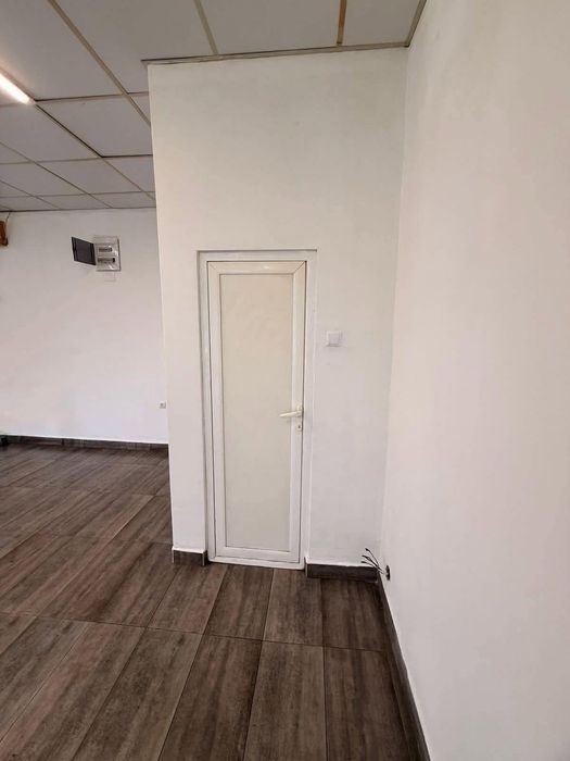 Офис, под наем, кв. Трошево
