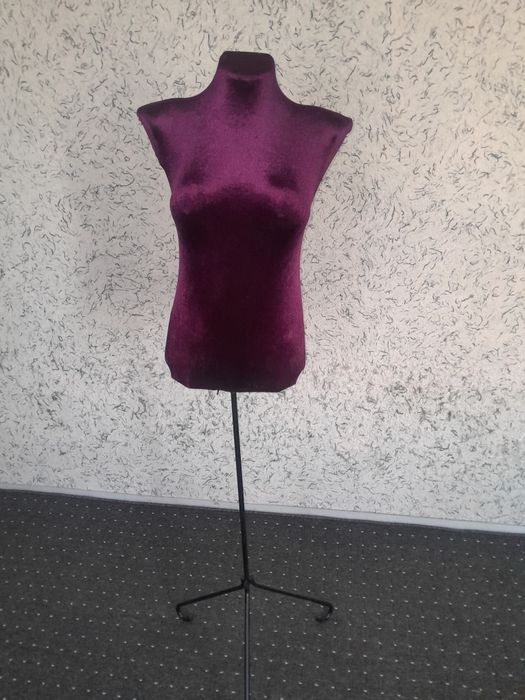 Kiyimlar uchun manikin