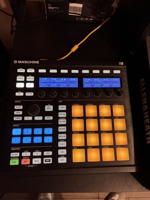 Native InstrumentsMaschine MK2