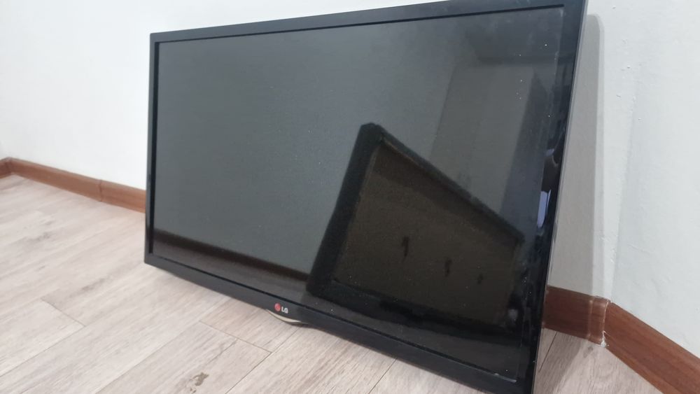 Телевизор на запчасти