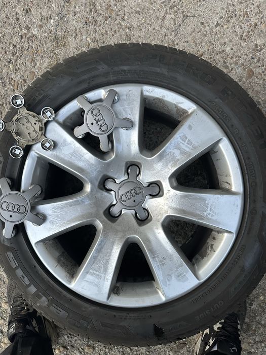 ауди А8 гуми джанти 18