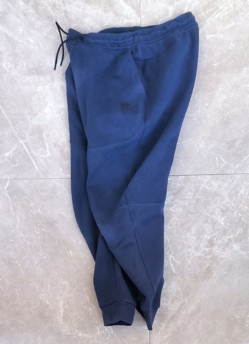 Nike Tech fleece L размер долнище