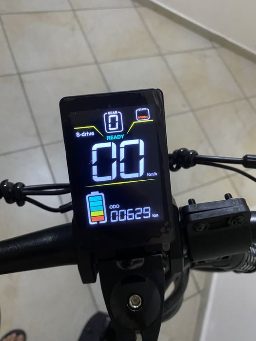 Продам электросамокат Joyor S7-S