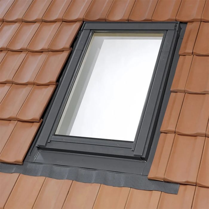 Fereastra de mansarda si accesorii Velux Dakea Fakro Optilight Roofllight