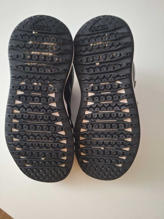 Adidasi marca Adidas, copii