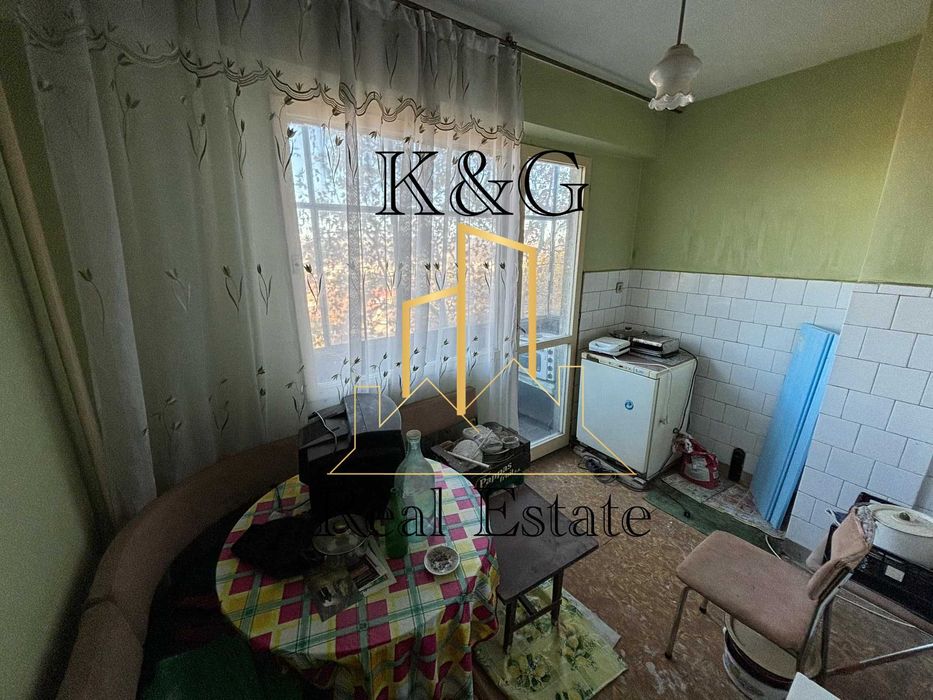 Продава се Двустаен апартамент в Разград, Орел - 60 кв.м за 978 €/кв.м - Снимка #1