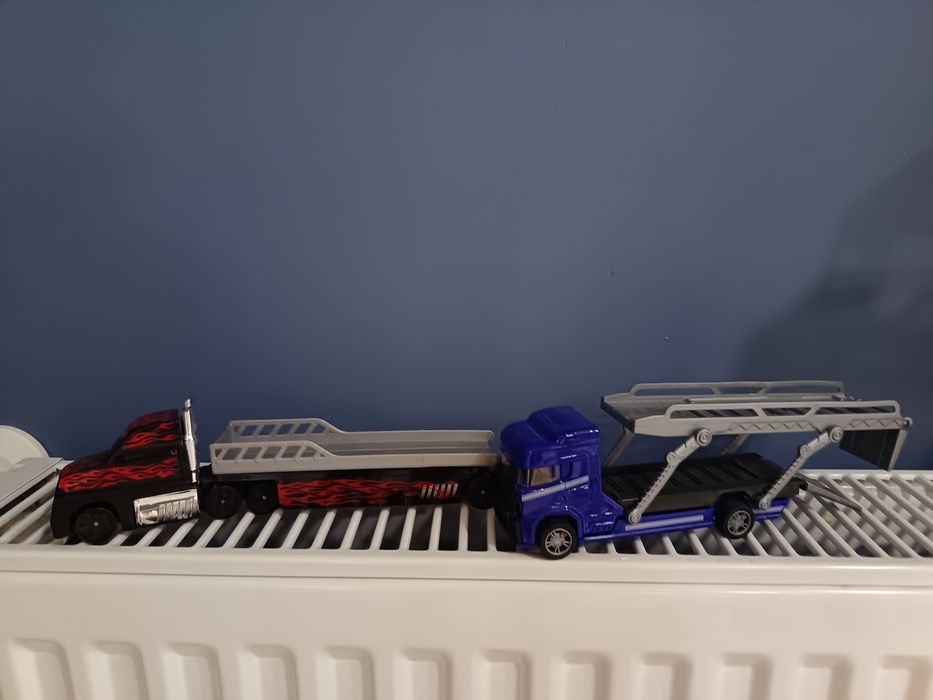 Автовози, автобус, пожарна, неразличими от нови!