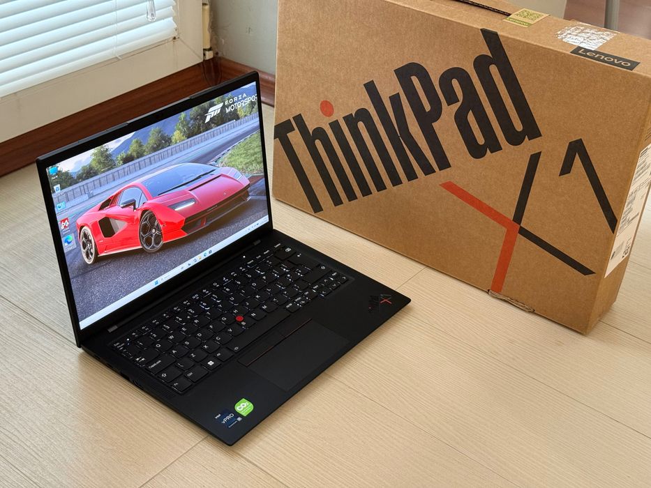 Чисто Нов Лаптоп 14’FHD+IPS Touch Lenovo Thinkpad X1 Carbon Gen11 Core  i5-1345u 16GB LPDDR5 6400Mhz 256GB SSD Nvme