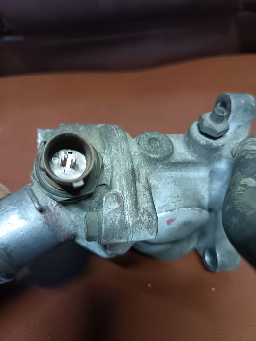 Корпус термостата на хонда