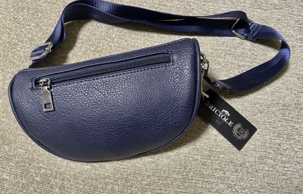Geantă damă-bleumarin- model special