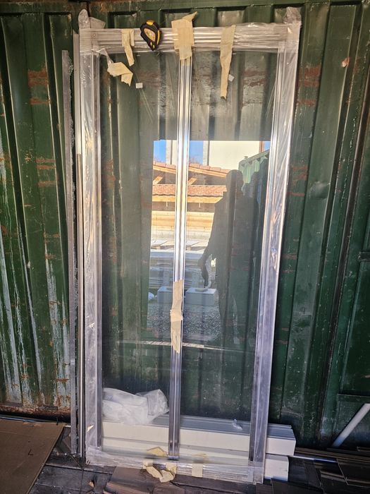 Двойна врата за душ кабина