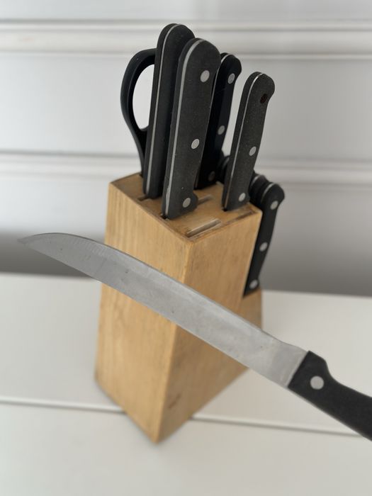 Кухонные ножи набор в подставке