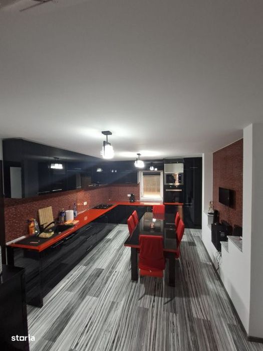 Apartament, 3 camere, 64.35 mp, zona Lapus Arges