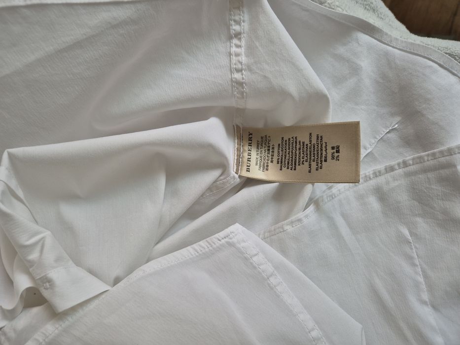 Оригинална дамска  риза Burberry
