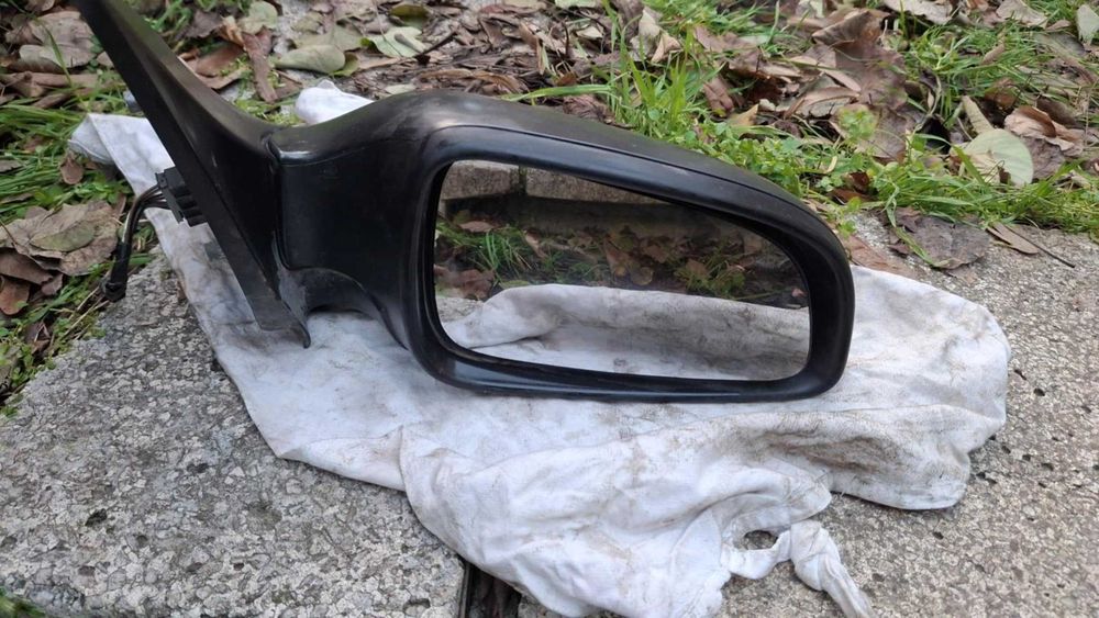 Дясно Ел. огледало с подгрев Астра H