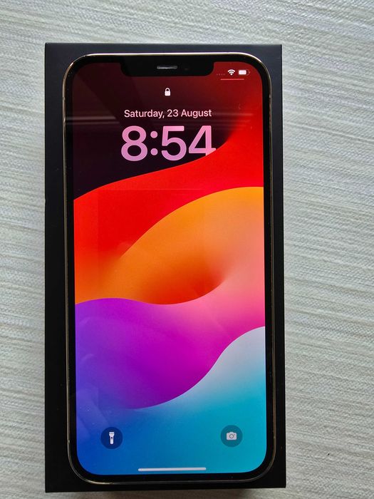 iPhone 12 Pro Max 128GB Gold Перфектен с аксесоари