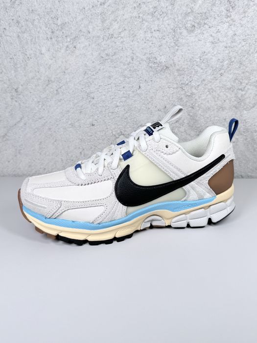 Nike Zoom Vomero 5 Designed by Japan
