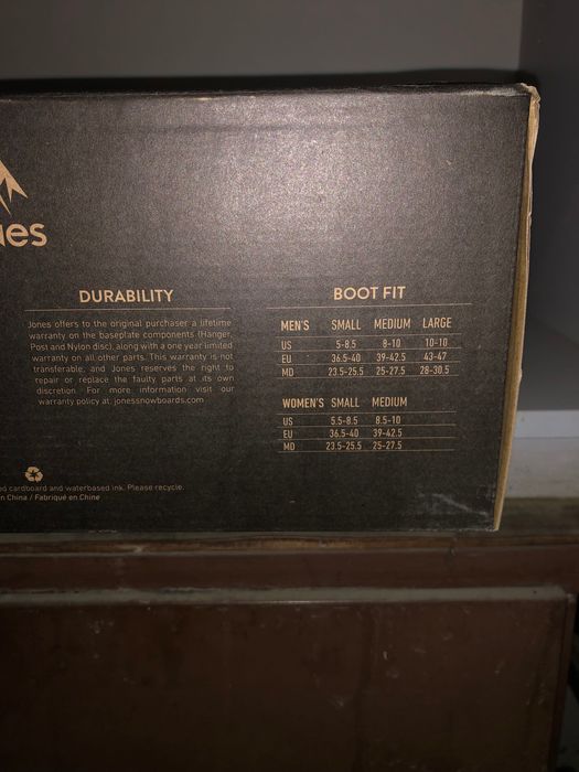Продавам сноуборд автомати JONES APOLLO