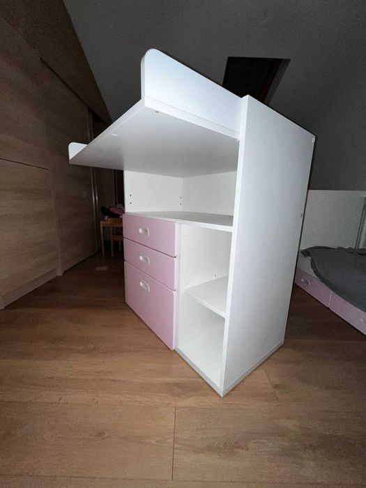 Бебешко легло до 4 годишна възраст и шкаф за дрех