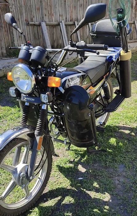 Продам мотоцикл YAQI