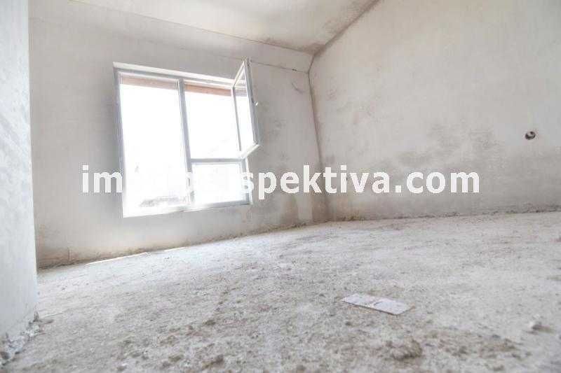 Продава се Двустаен апартамент в Пловдив, Христо Смирненски - 82 кв.м за 1035 €/кв.м - Снимка #3