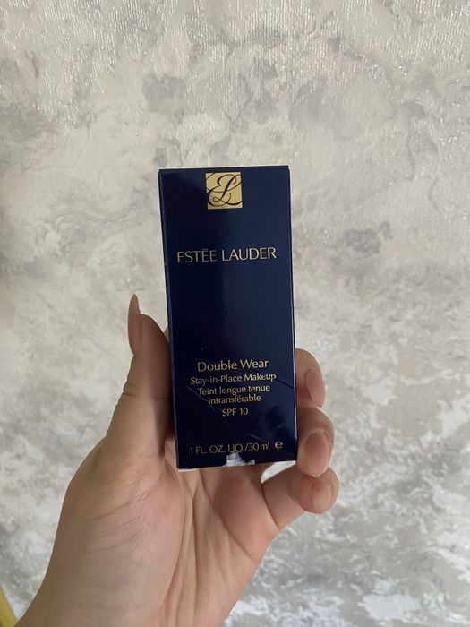ESTEE LAUDER Double wear
