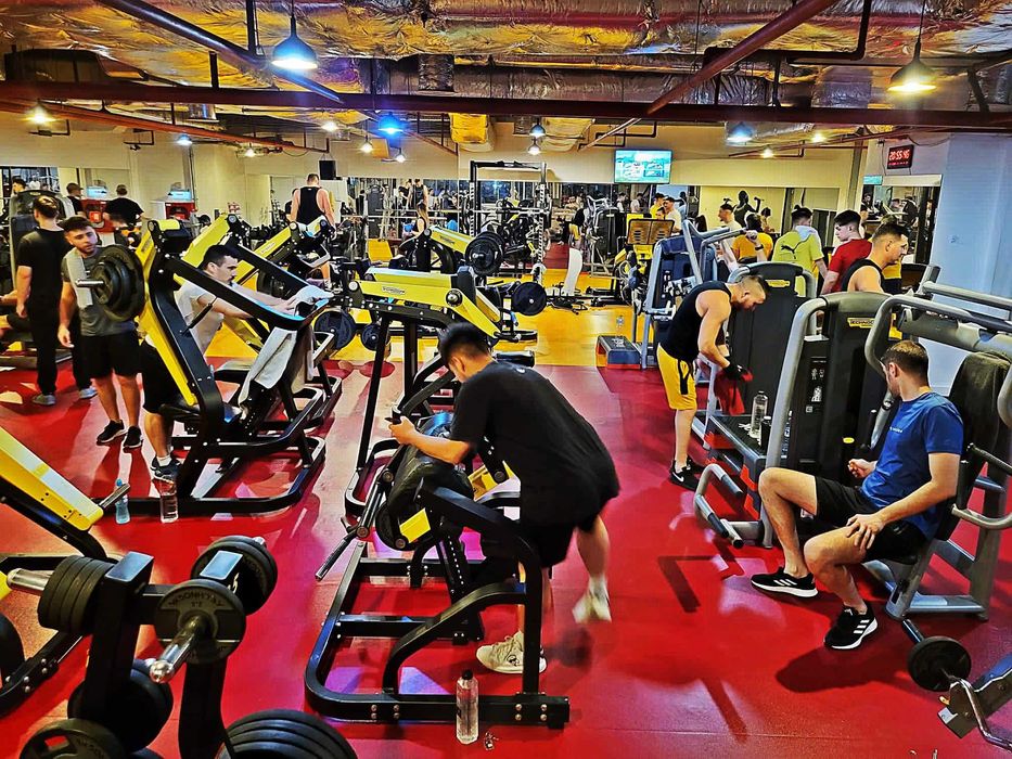 Vand dotari sala fitness