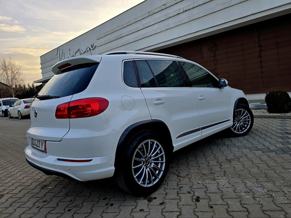 Vw Tiguan R-Line 2L Diesel Automată dsg 4-Motion  Euro 5 recent adus
