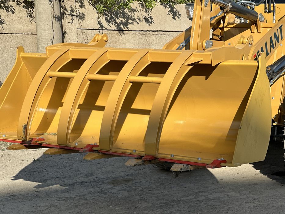 Фронтальный погрузчик Талант 958 1.2куб