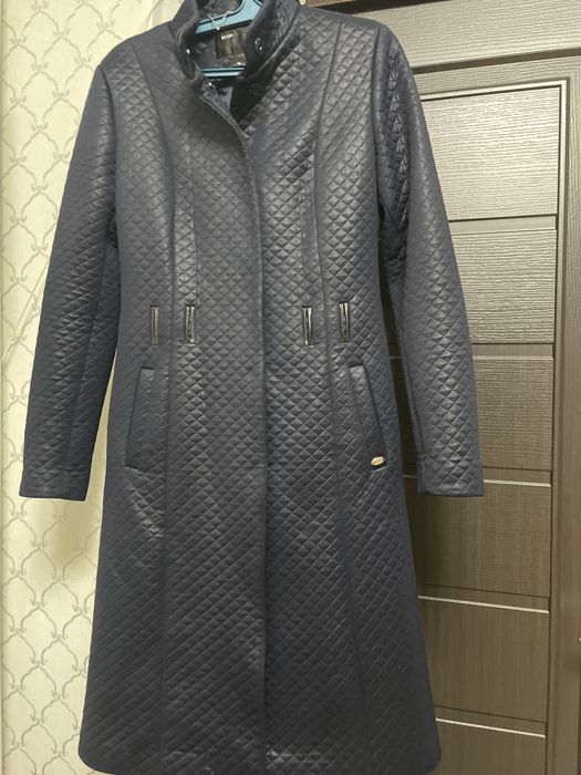 Плащ в хорошем состоянии