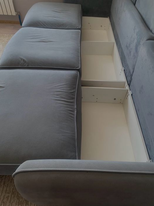 Продам диван в хорошем состоянии