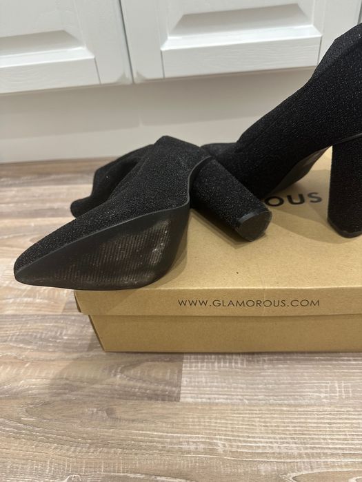 Ластични черни боти