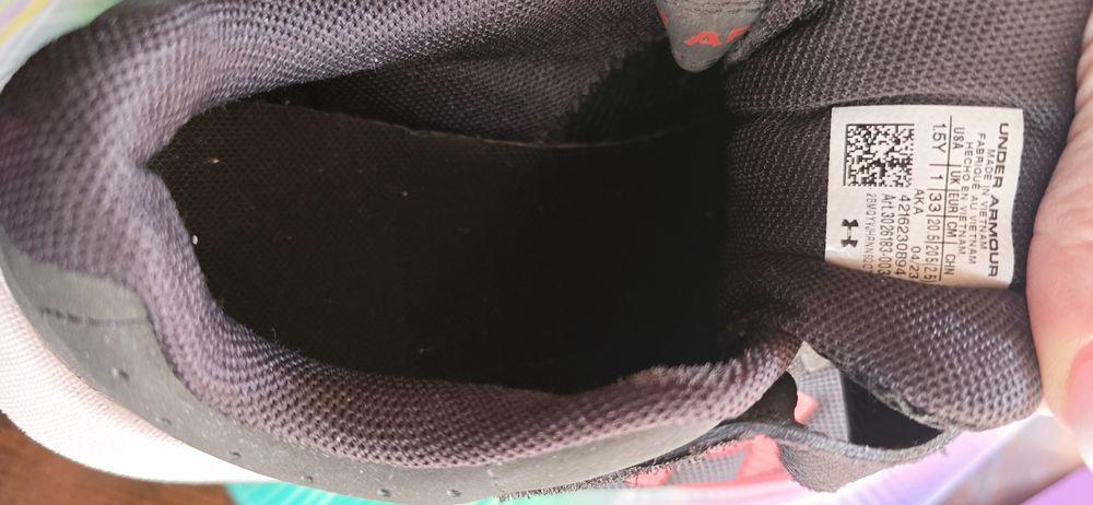 Маратонки в отлично състояние.