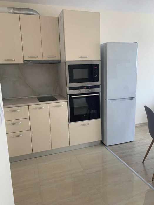 Двустаен апартамент в Кючук Париж