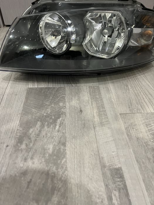 Фар за Аudi A3 8p