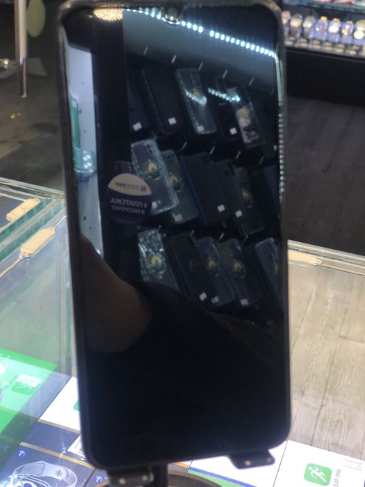 Xiomi not 7 32gb  srochna sotiladi!