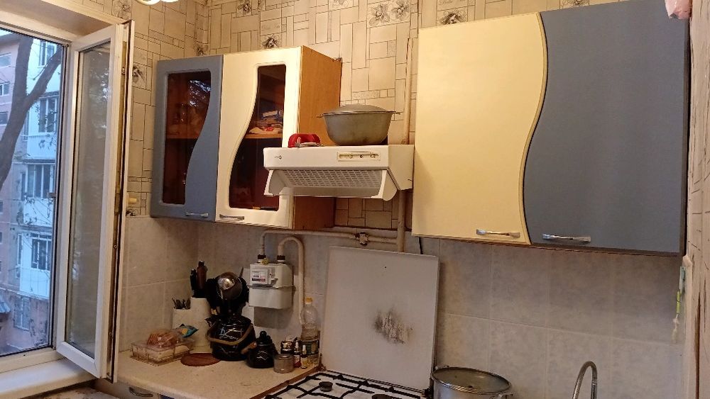 продам 2х ком. кв.в 7мкр дом 35