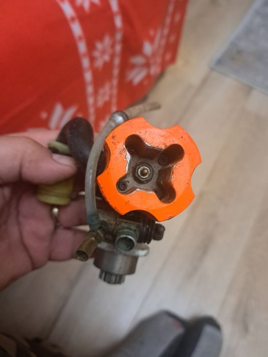 Masinute motor termic nitro și electrice