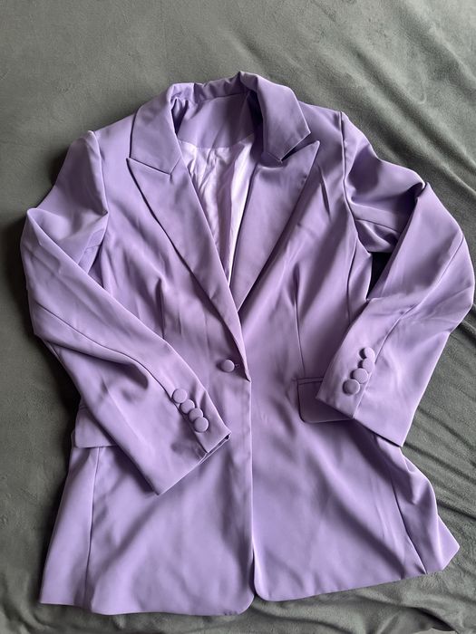 Лилав сет сако и панталон